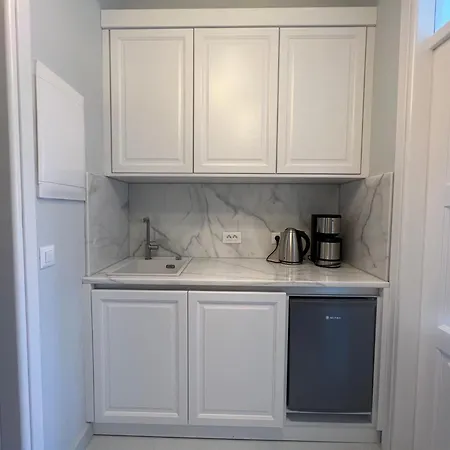 My Crown House, Kastellorizo Port * Meyísti