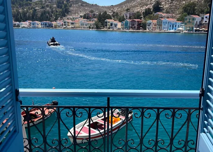 بيت للعطل My Crown House, Kastellorizo Port ماغيستي