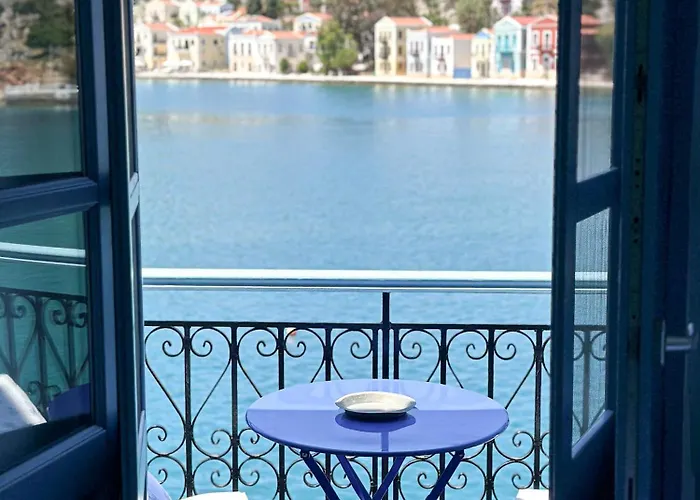 My Crown House, Kastellorizo Port Meyísti