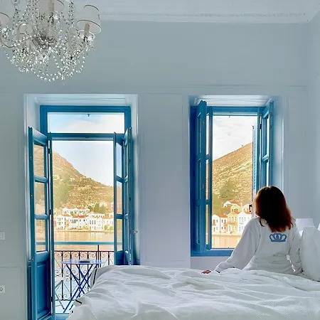 My Crown House, Kastellorizo Port Holiday home *