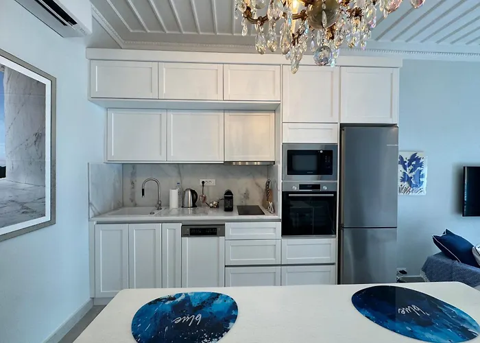 My Crown House, Kastellorizo Port Tatil Evi *